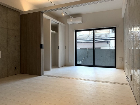 �����̶� ���ŷ���ܤ�Ź�ޡ��ƥʥ�����ߤβ���